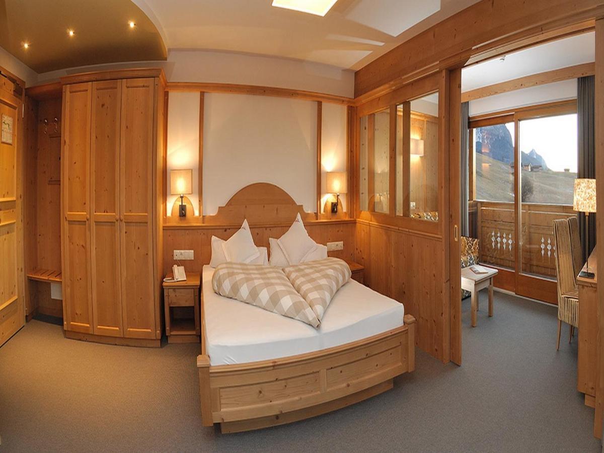 Hotel Rosslaufhof Castelrotto Room photo